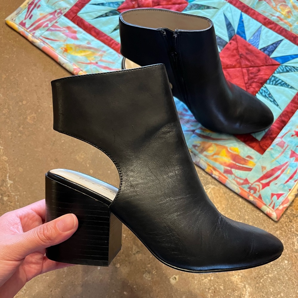 Bettye Muller Black Sling Back Heels